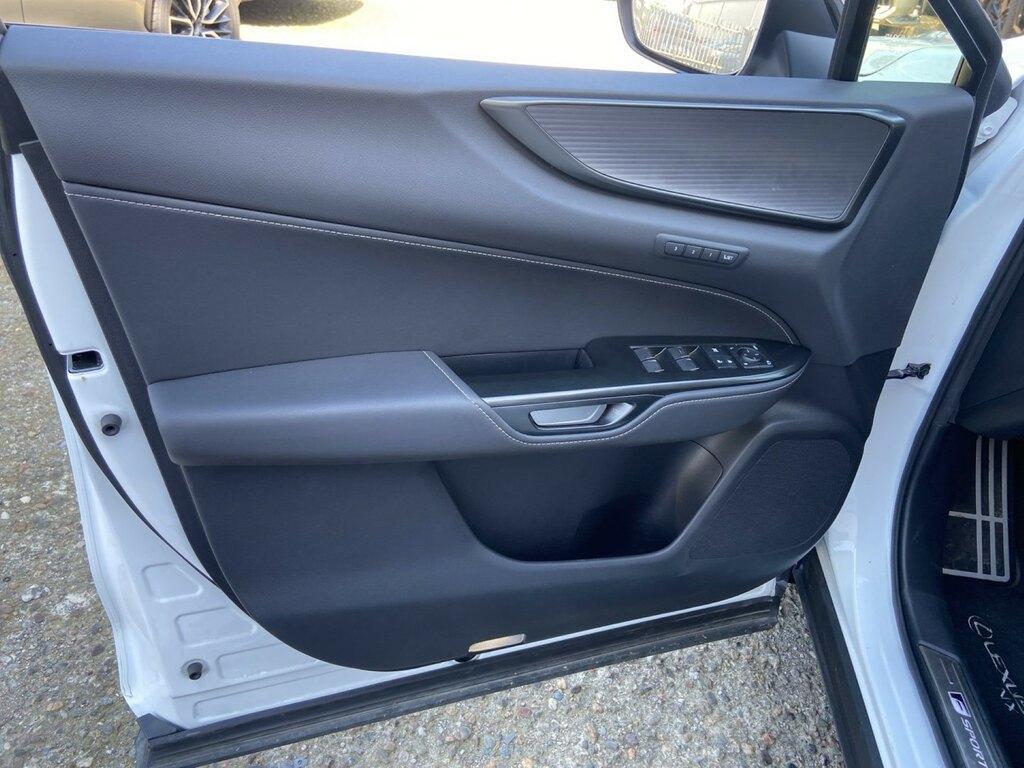 Lexus NX 2.5 Plug-in F-Sport 4WD e-CVT