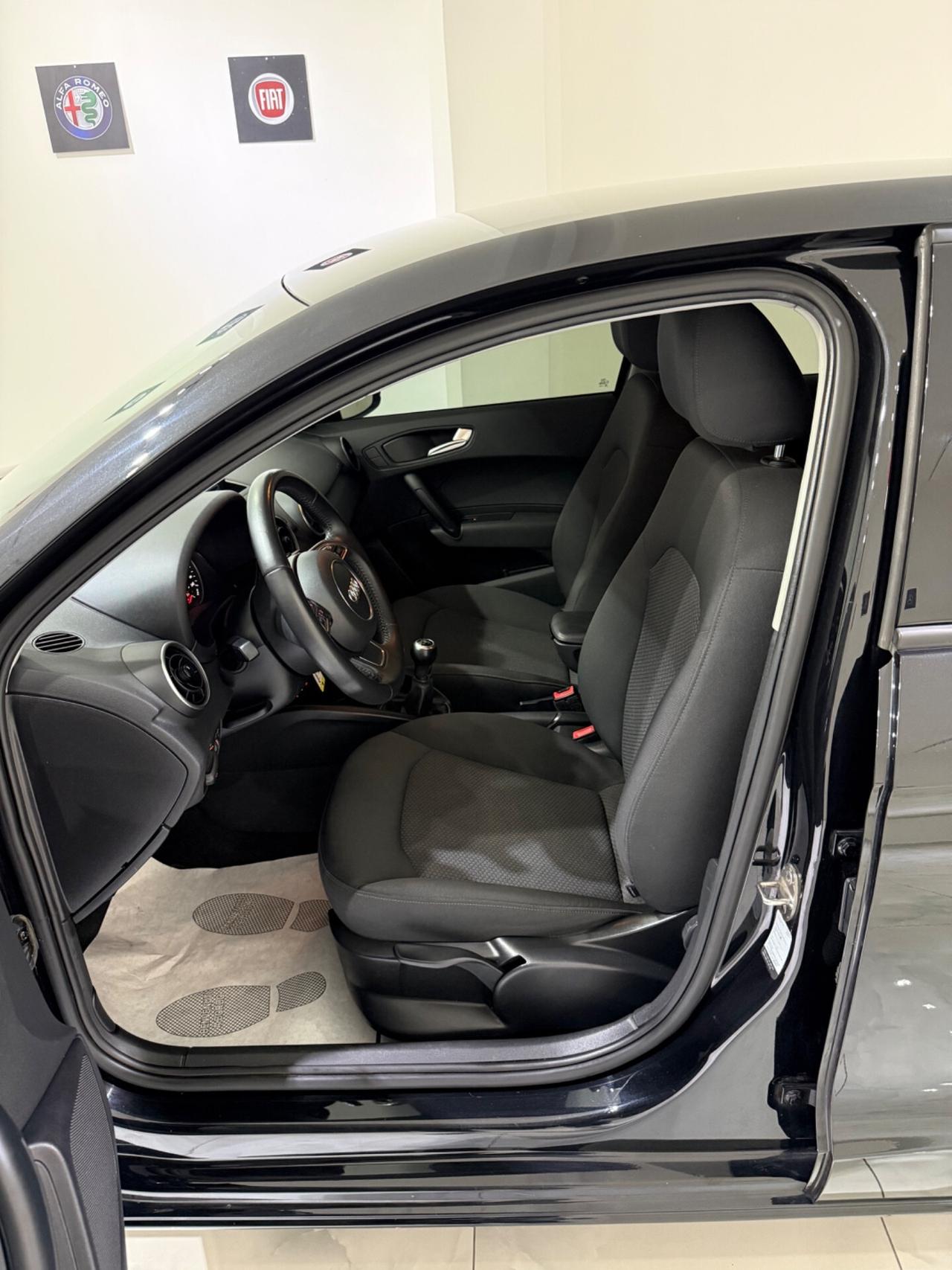 Audi A1 SPB 1.2 TFSI TOTAL BLACK