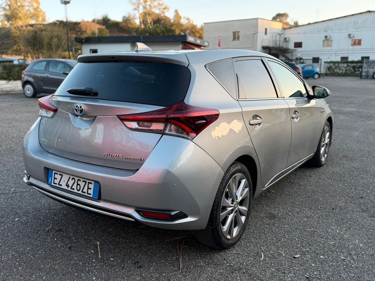 Toyota Auris 1.8 Hybrid Lounge
