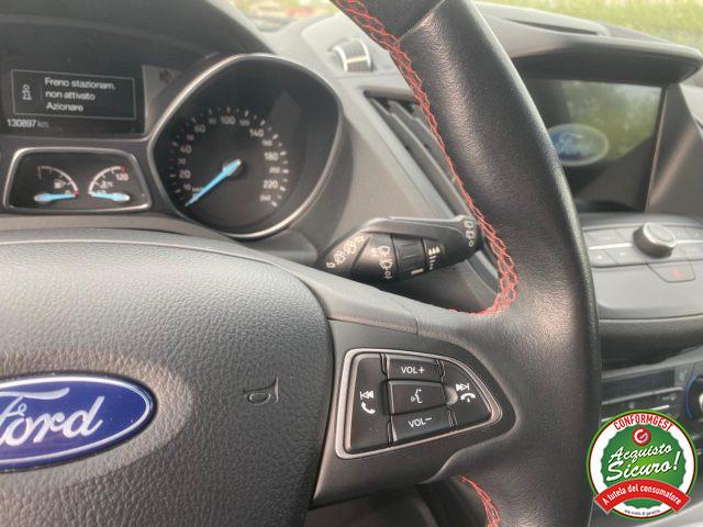 FORD Kuga 1.5 TDCI 120CV S&S 2WD Powershift ST-Line Business