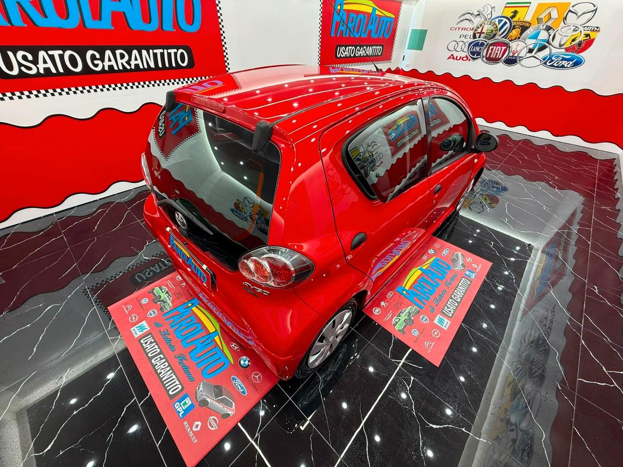Toyota Aygo 1.0 68cv Connect - 2013