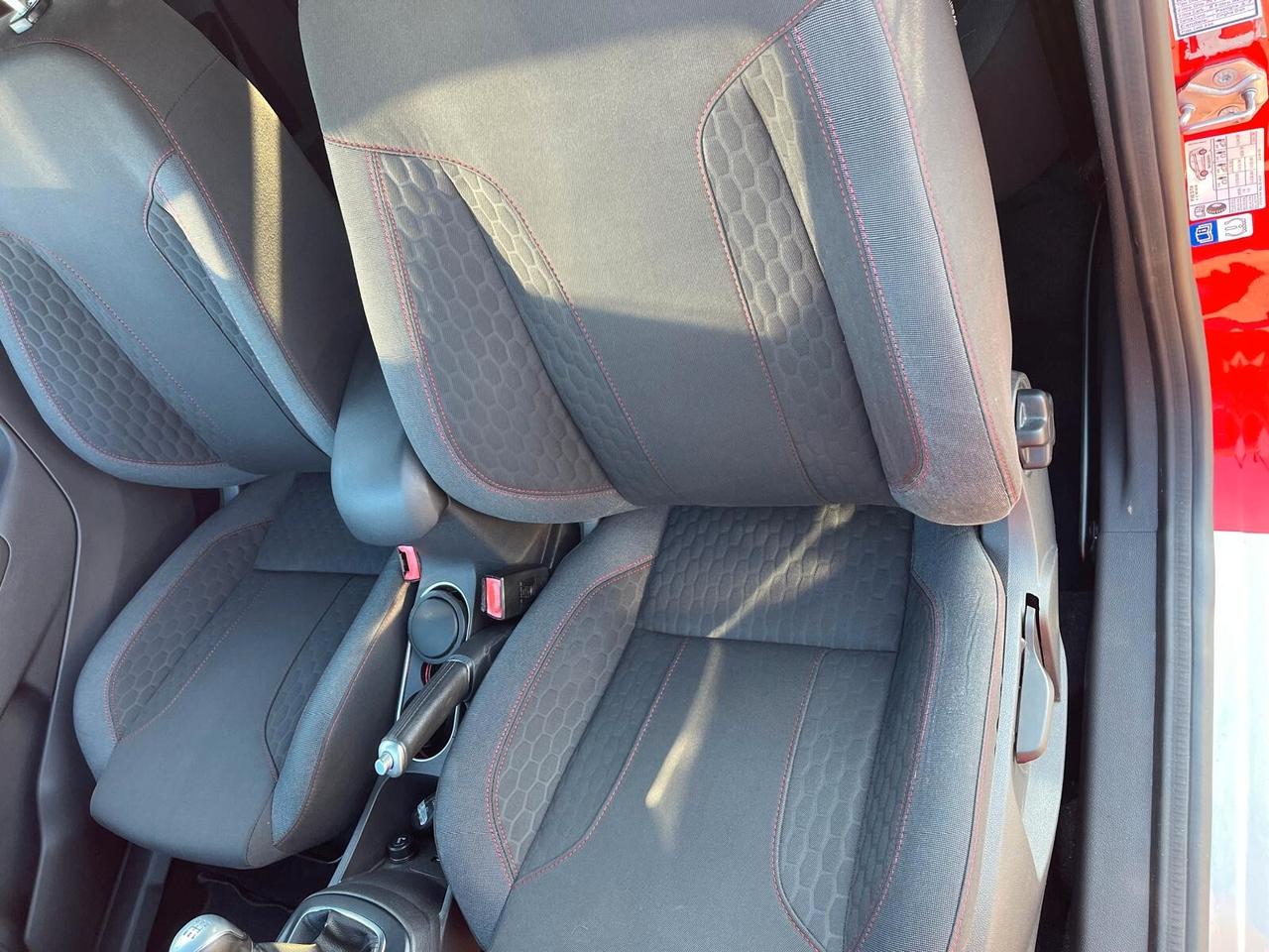 Ford Fiesta 1.5 TDCi 95CV 3 porte ST-Line -NEOPATENTATI