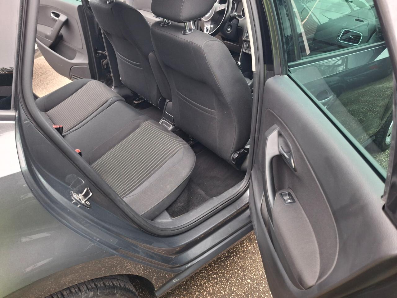 Volkswagen Polo 1.6 TDI Highline 2012