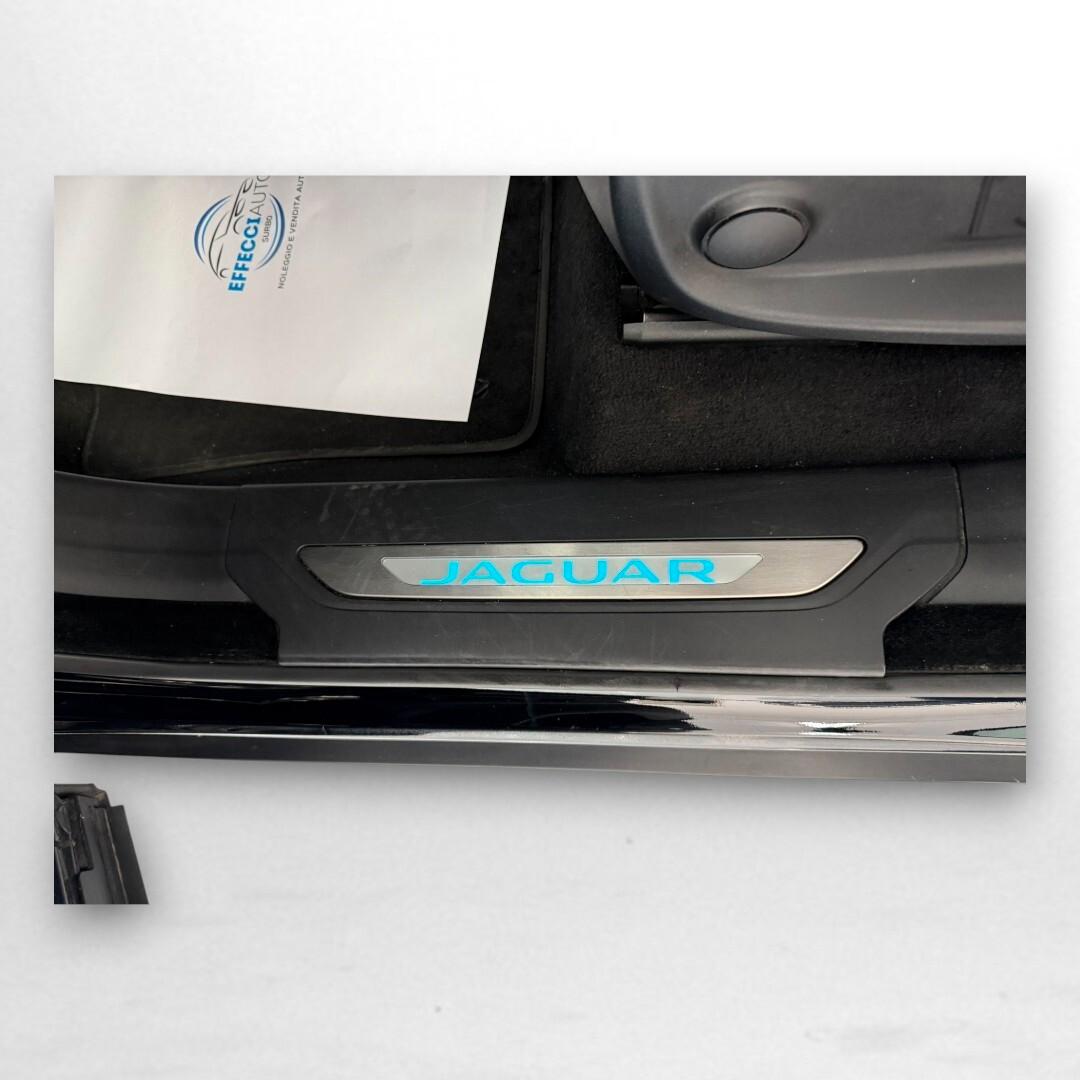 Jaguar F-Pace 2.0 D 180 CV AWD aut. Pure