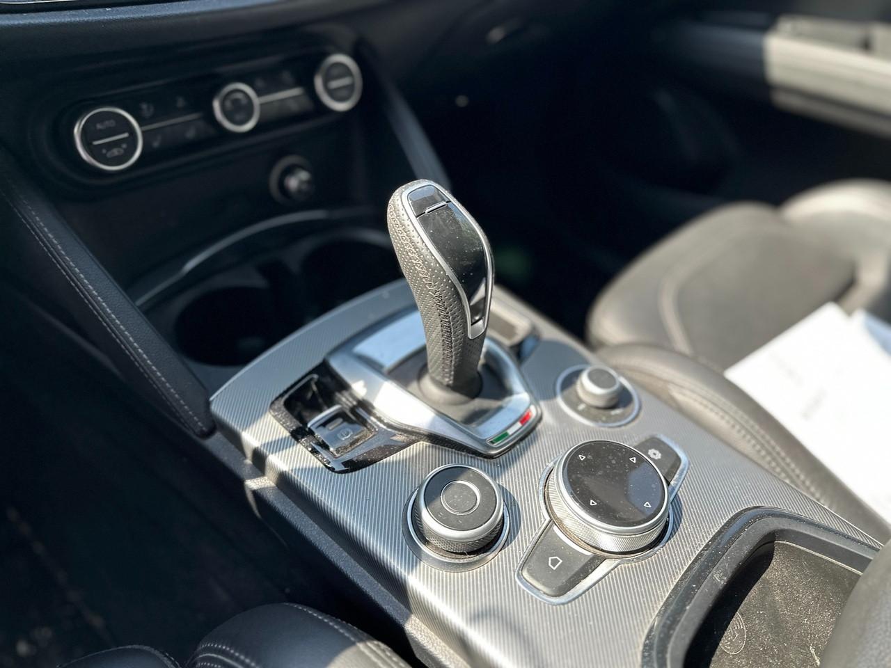 ALFA ROMEO Stelvio 2023 - Stelvio 2.2 t Veloce Q4 210cv auto