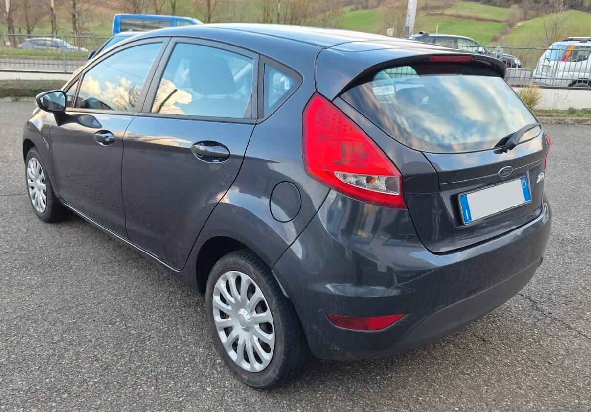 Ford Fiesta 1.4 5 porte Bz.- GPL Titanium