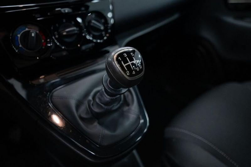 Lancia Ypsilon 1.0 firefly hybrid Gold s&s 70cv