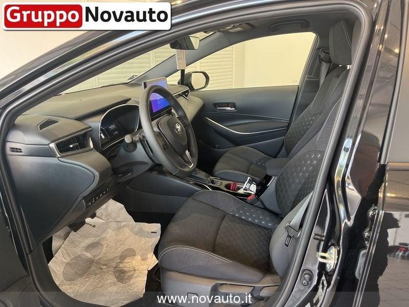 Toyota Corolla Active 2.0 Hybrid Touring Sports