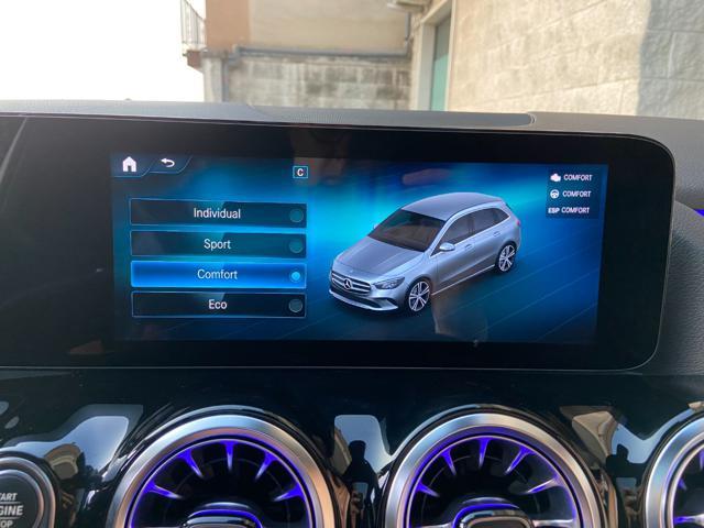 MERCEDES-BENZ B 180 d Automatic Premium Amg TETTO APR/PAN