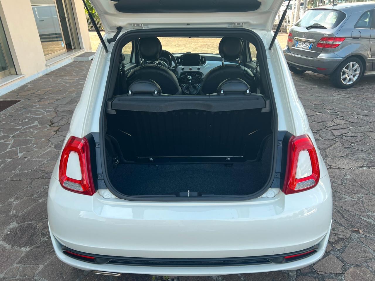 Fiat 500 1.0 Hybrid Connect