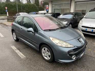 Peugeot 207 1.4 88CV 3p. ONE Line