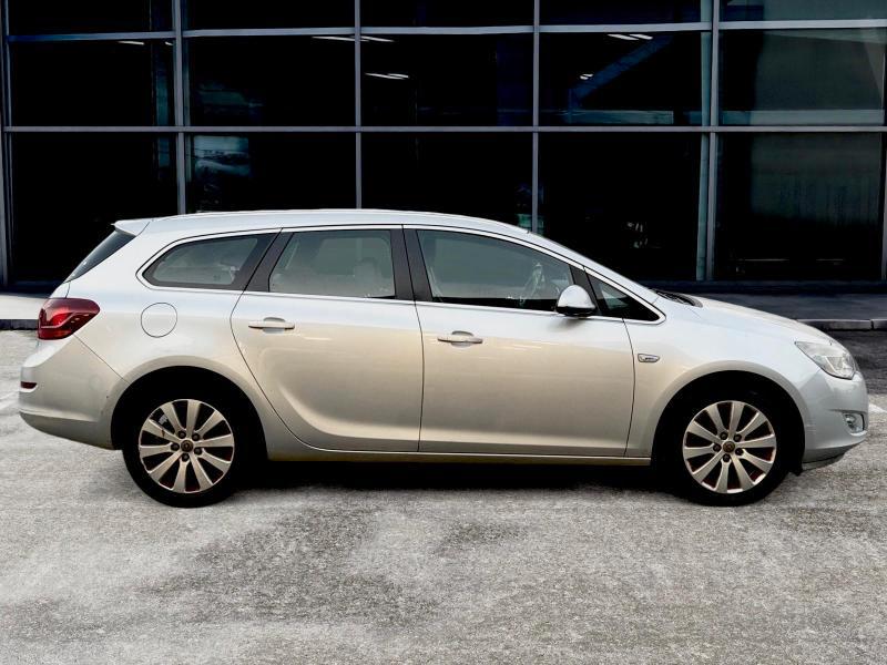 Opel Astra Sports Tourer 1.7 cdti Cosmo 110cv