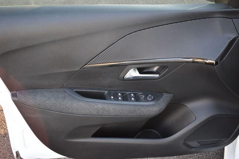 Peugeot 208 208 Hybrid 100 e-DCS6 Style