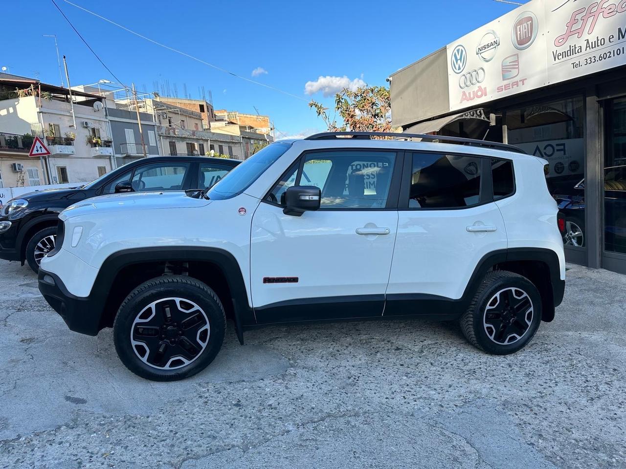 Jeep Renegade 2.0 Mjt 170CV 4WD Active Drive Low Trailhawk