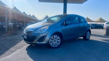 Opel Corsa 1.2 3 porte Club