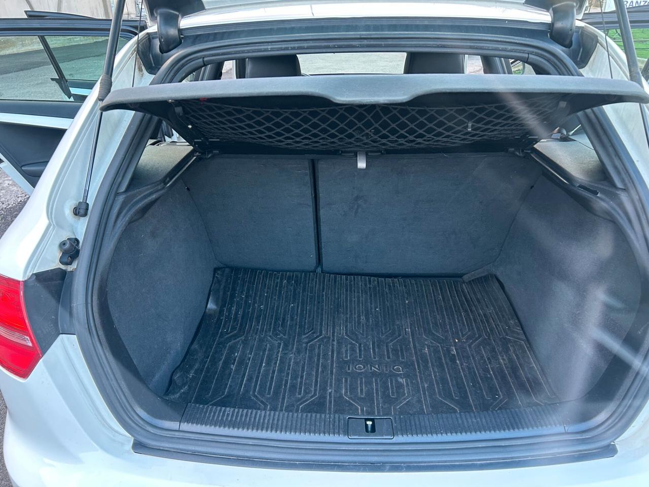 Audi A3 2.0 Tdi Sportback S-LINE ok neopatentati unico proprietario tutta tagliandata con libretto tagliandi