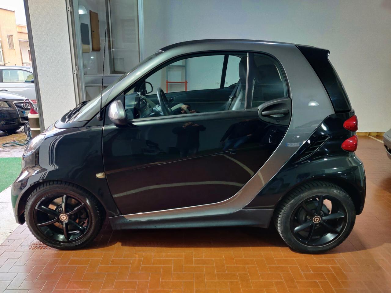 Smart ForTwo 1000 45 kW MHD coupé pure Teen II