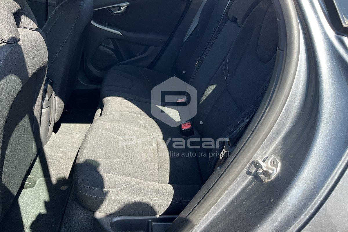 VOLVO V40 D2 Kinetic