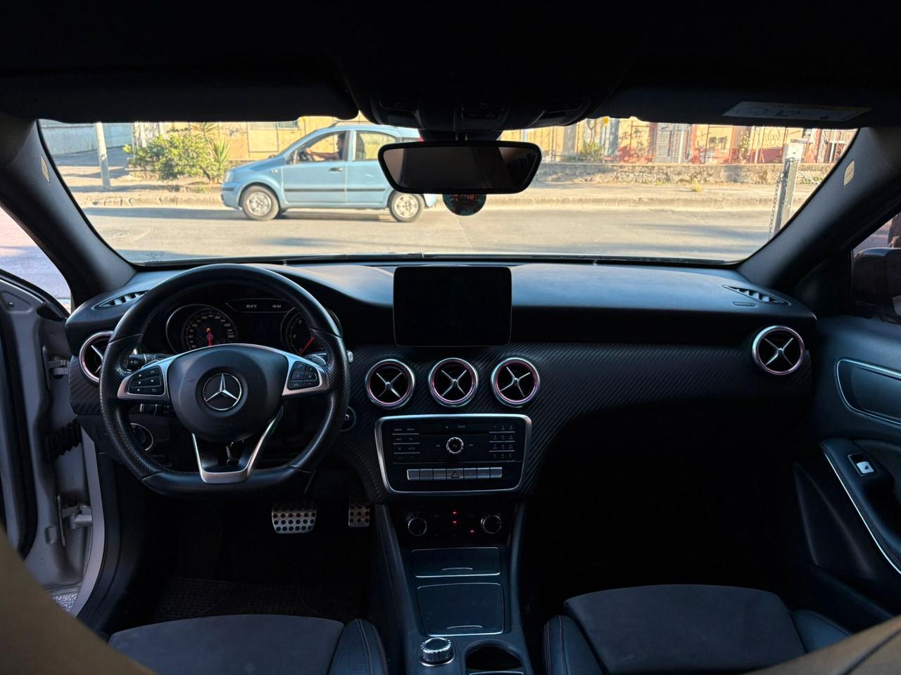 Mercedes-benz A 180 d Automatic Premium AMG