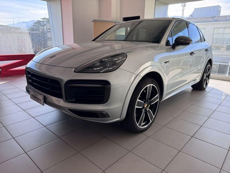 Porsche Cayenne 3.0 V6 E-HYBRID