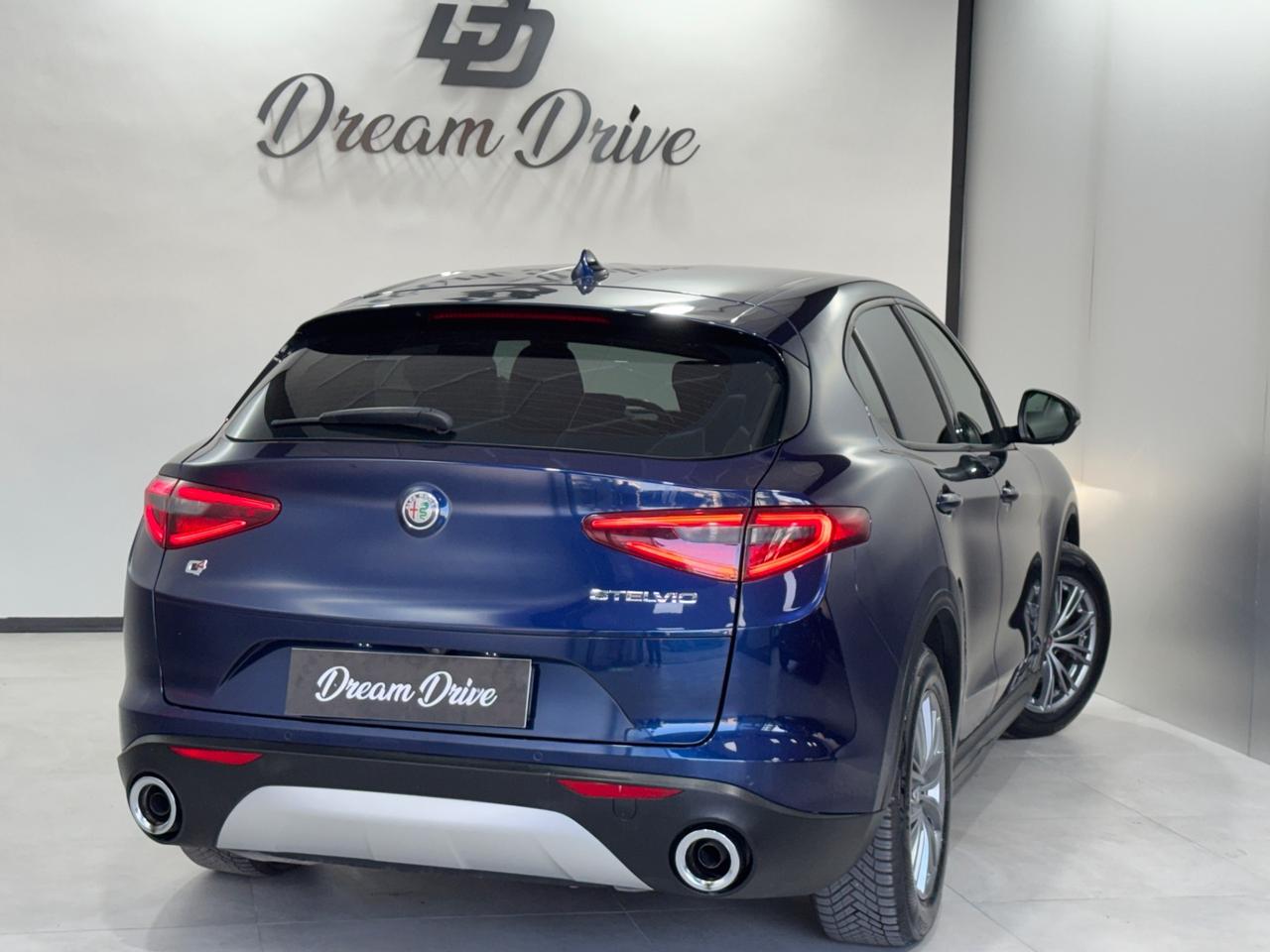 Alfa Romeo Stelvio 2.2 Turbodiesel 190 CV AT8 Q4 Executive