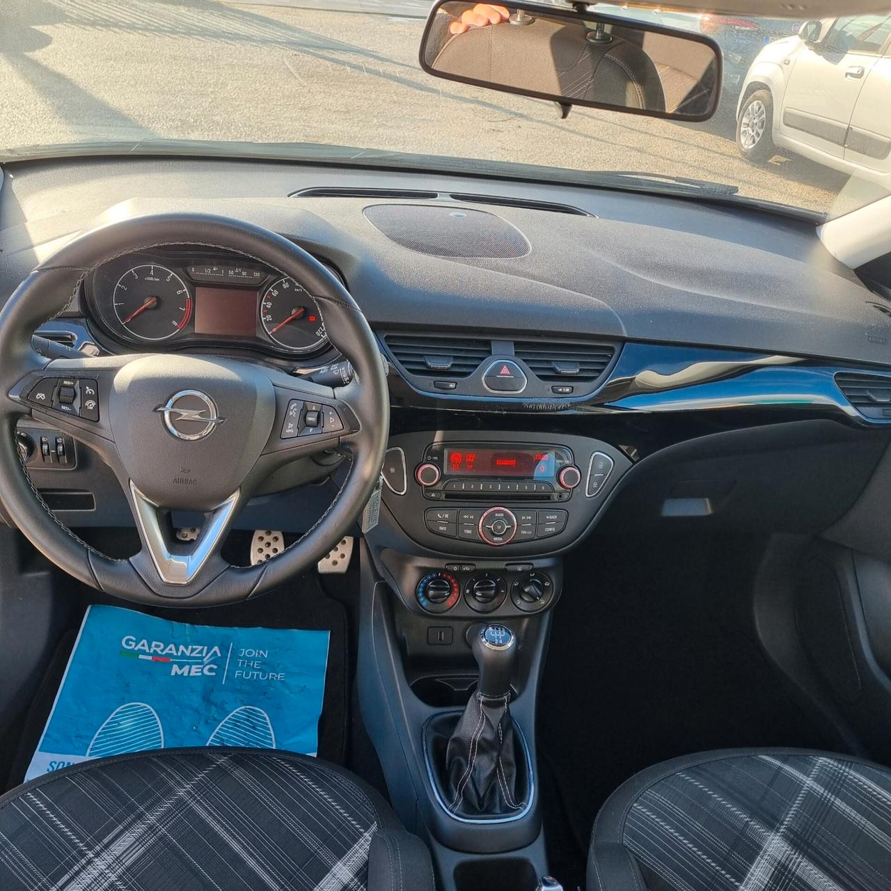 Opel Corsa 1.2 Coupé Cosmo