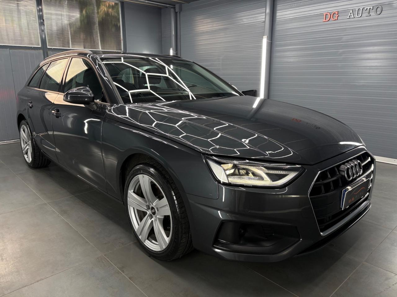 Audi A4 Avant 40 TDI S tronic Business Advanced