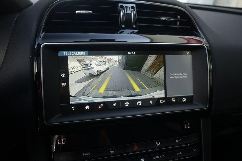 Jaguar F-Pace Jaguar F-Pace 2.0D i180cv PRESTIGE AWD AUTO PROMOZIONE Unicoproprietario