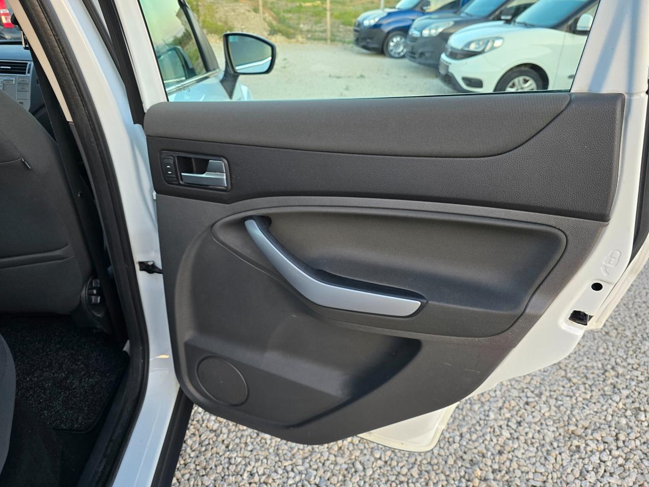Ford Kuga 2.0 TDCi 140 CV 2WD Titanium DPF