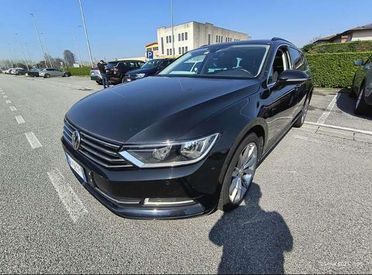 Volkswagen Passat Variant 1.6 tdi 120cv businessline TETTO PANORAMICO