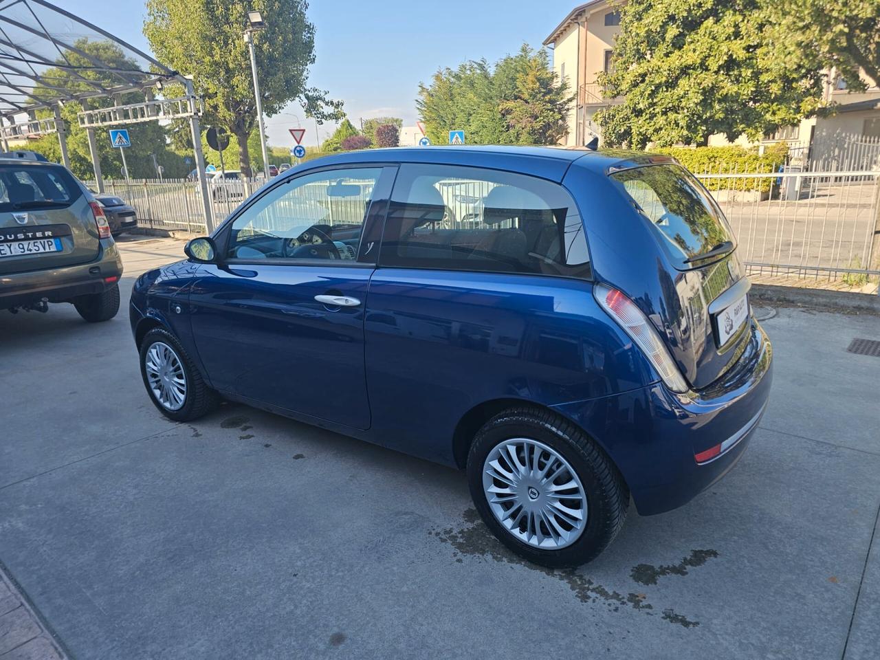 Lancia Ypsilon 1.3 MJT 75 CV