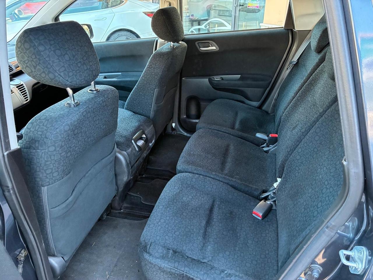 Honda FR-V Neopat. 6 POSTI