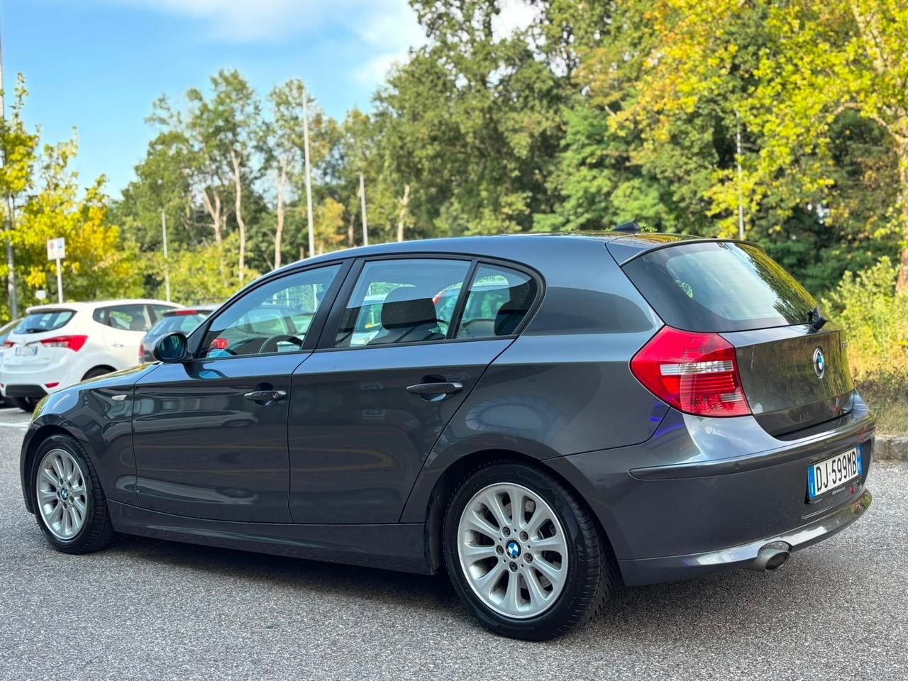 Bmw 120d cat 5 porte Attiva *AUTOMATICA*