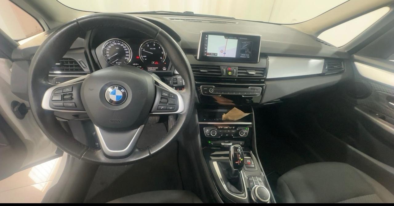 Bmw 2er Active Tourer 218d Sport