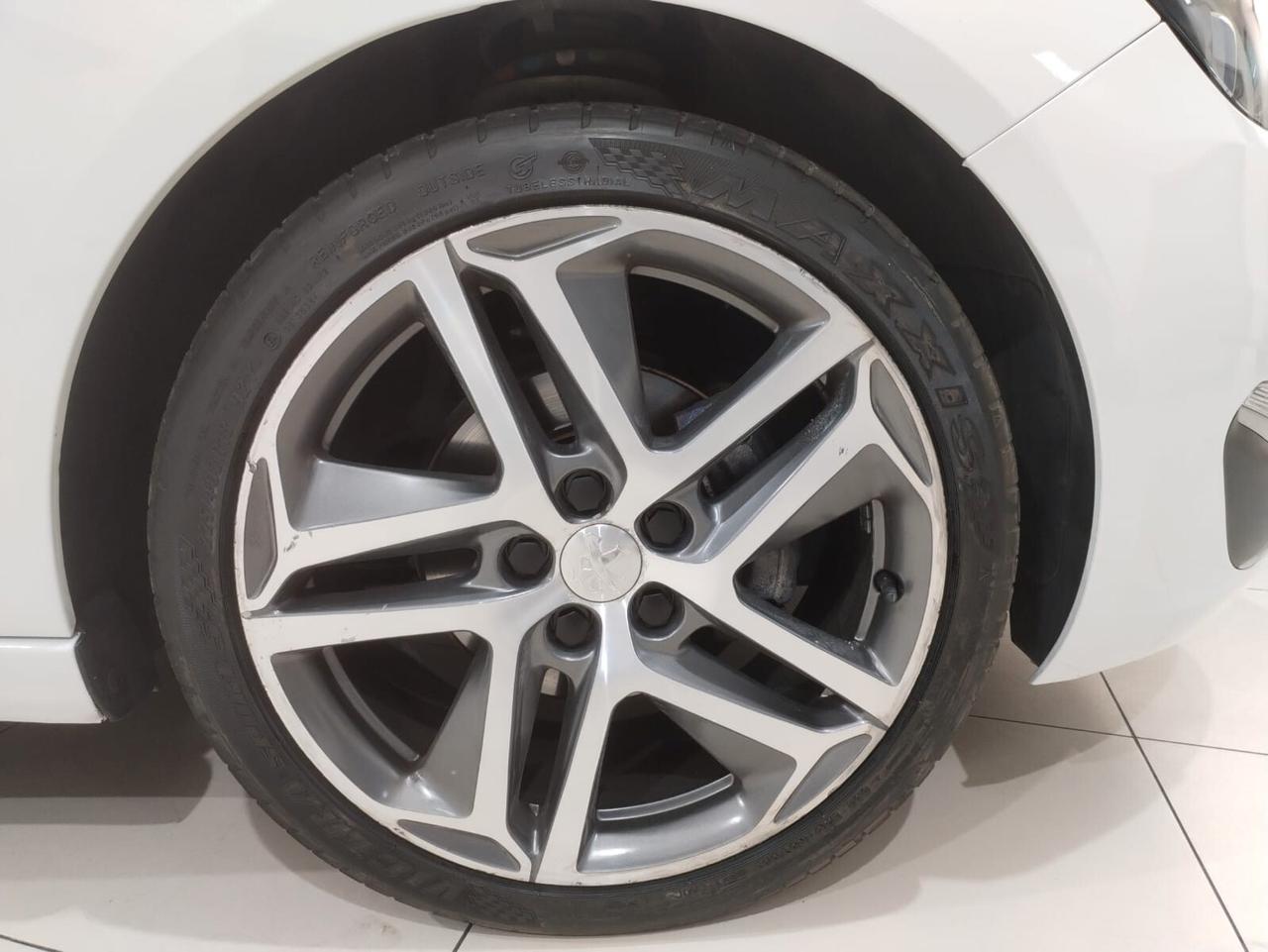 Peugeot 308 BlueHDi 120 S&S EAT6 Allure