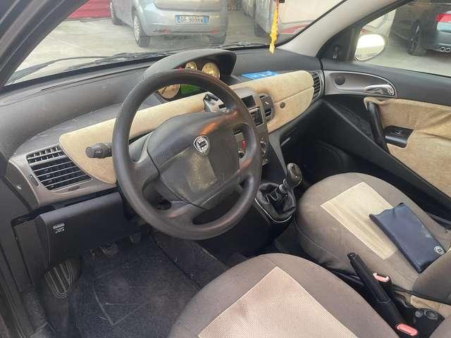 Lancia Ypsilon 1.2 8v