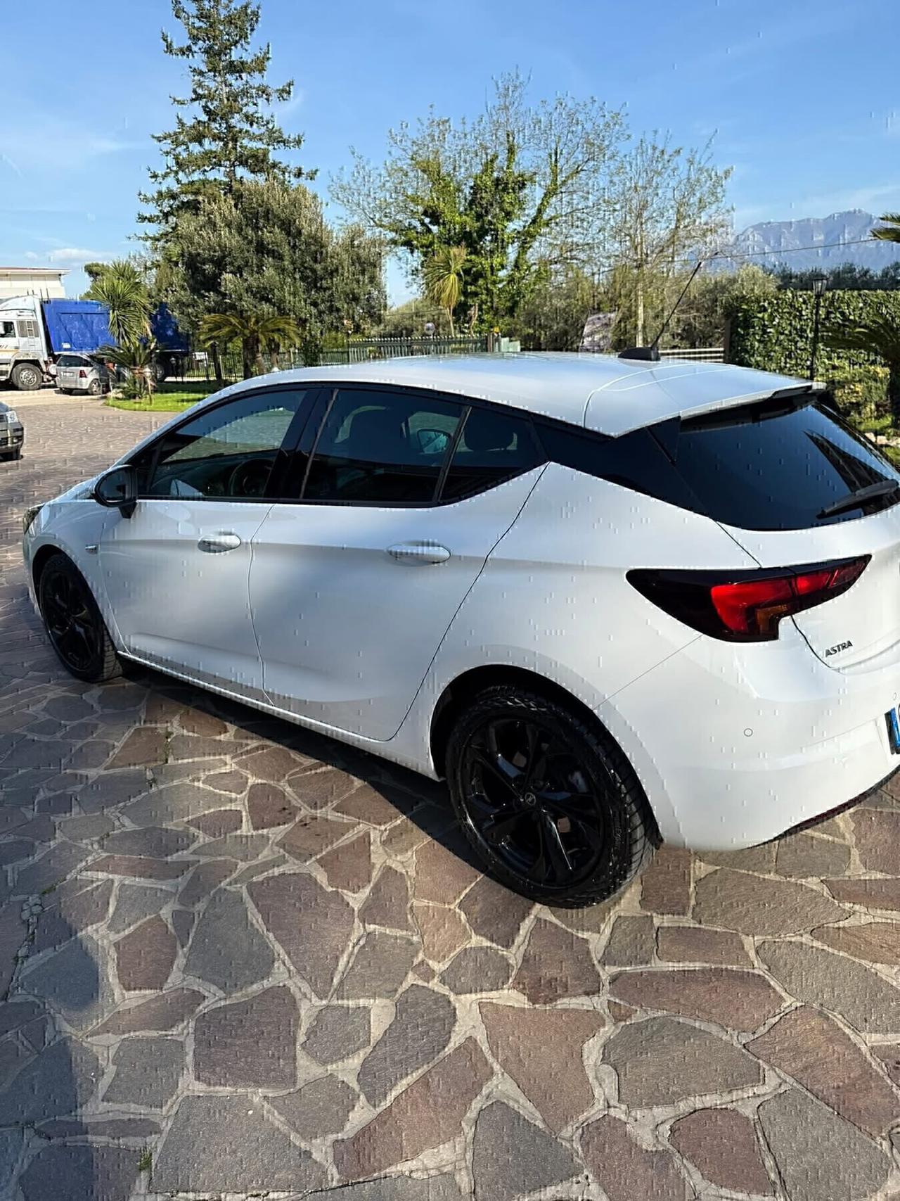 Opel Astra GS Line berlina 1.5 Diesel anno 09-2020