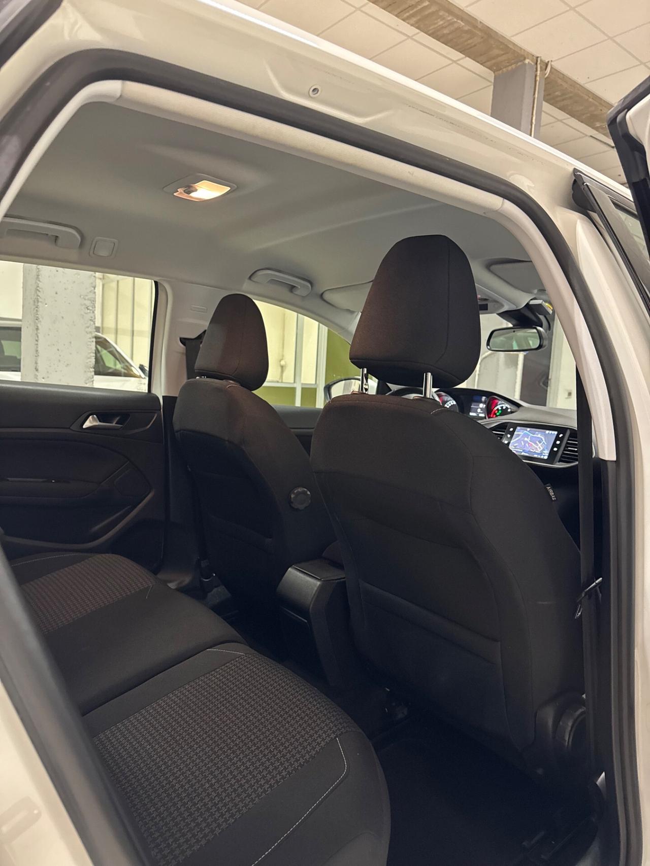 Peugeot 308 BlueHDi 130 S&S Active