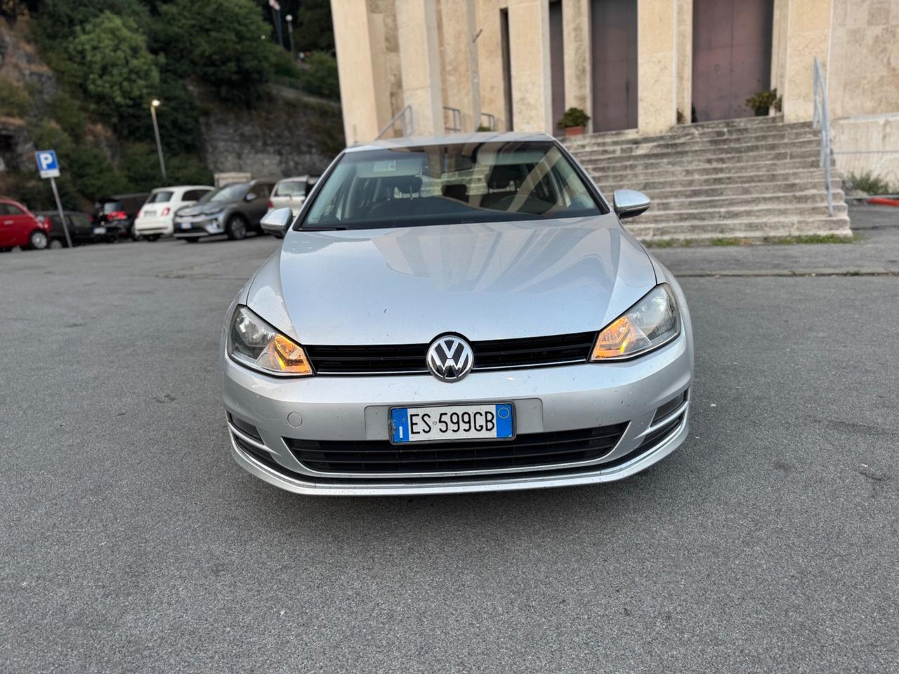 Volkswagen Golf 2.0 TDI 5p. Highline BlueMotion Technology
