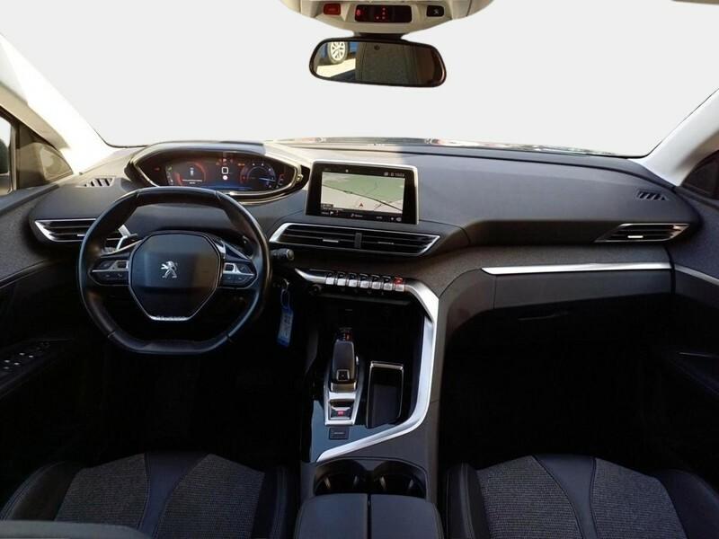 PEUGEOT 3008 BlueHDI 130 EAT8 S/S Allure