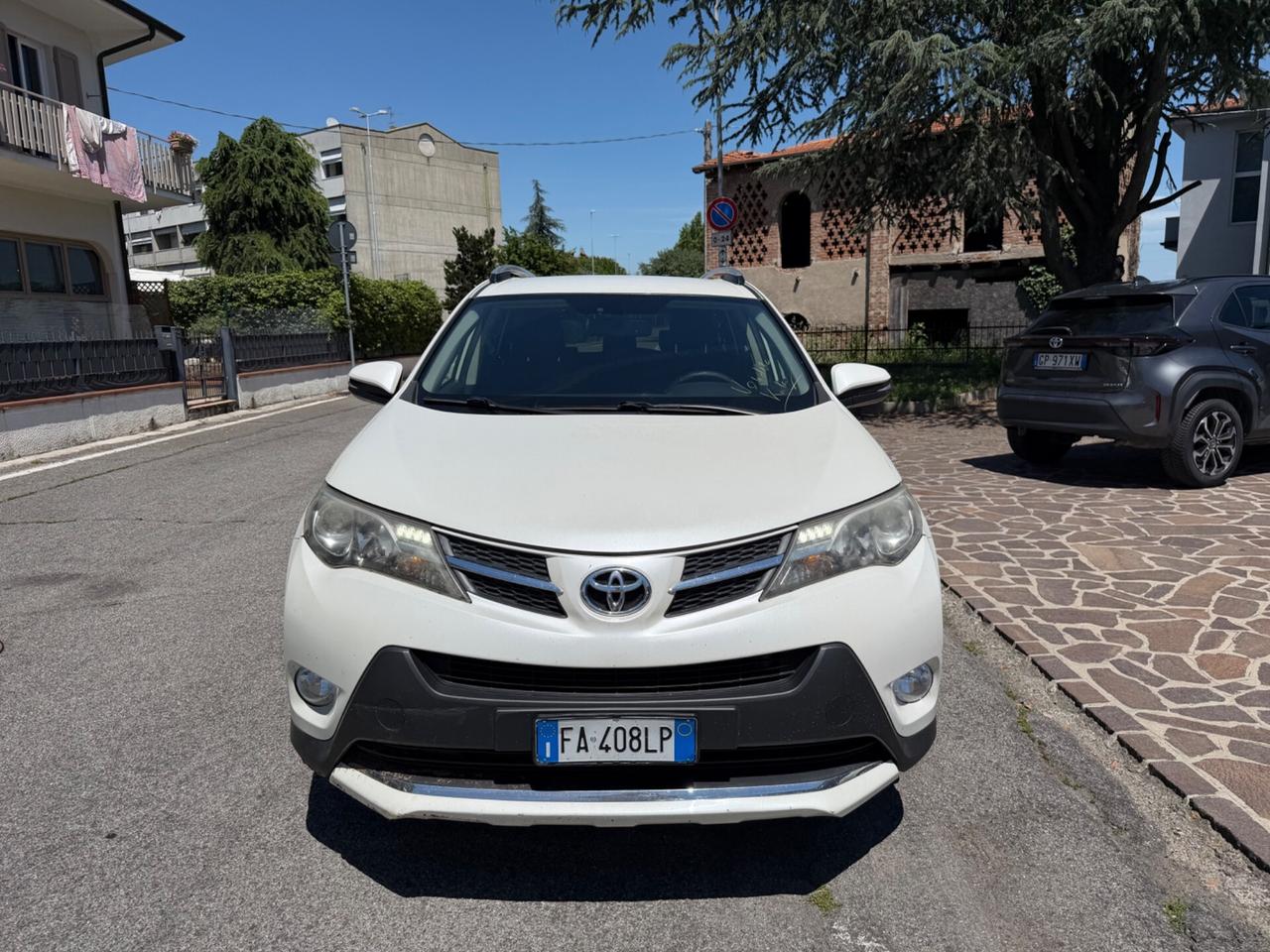 Toyota RAV 4 RAV4 2.2 D-CAT A/T 4WD Lounge