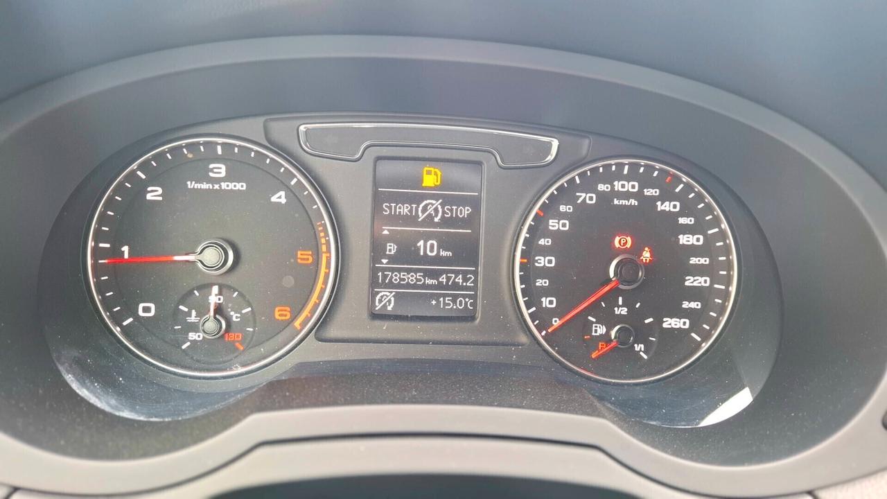 Q3 2.0 TDI 150 CV Sline