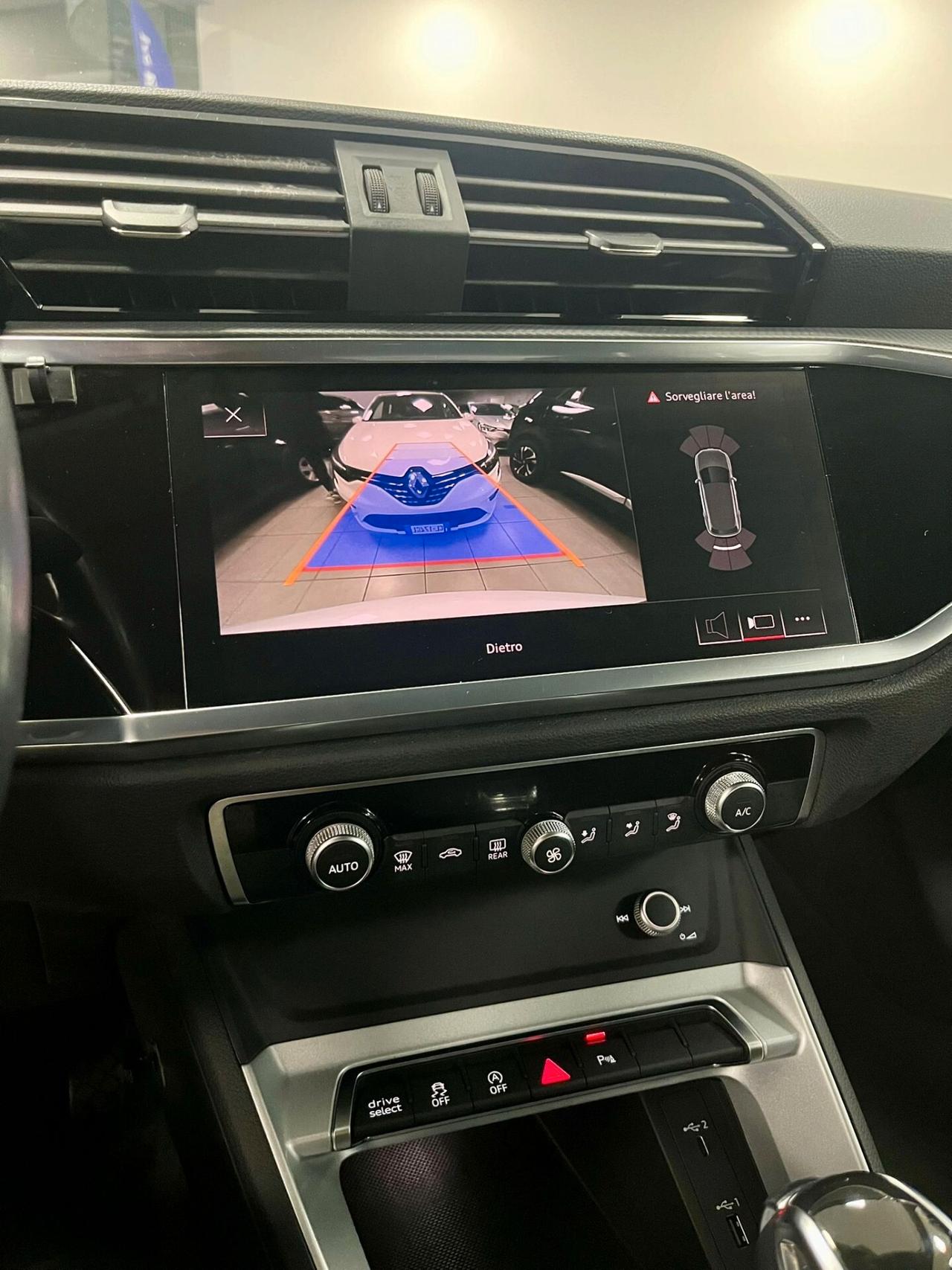 Audi Q3 35 TDI S tronic Business Advanced