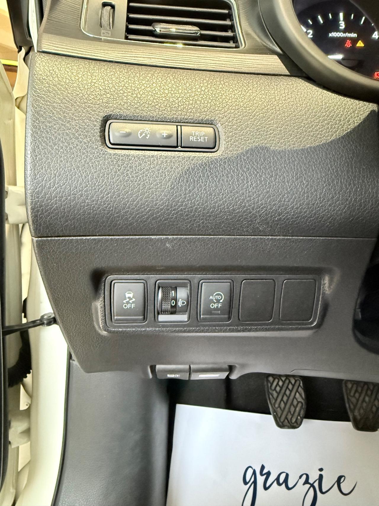 Nissan Pulsar 1.5 dCi Tekna NEOPATENT NAVI RETROCAMERA FULL