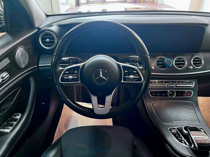 Mercedes-Benz Classe E E 220d S.W. 4Matic Auto Sport