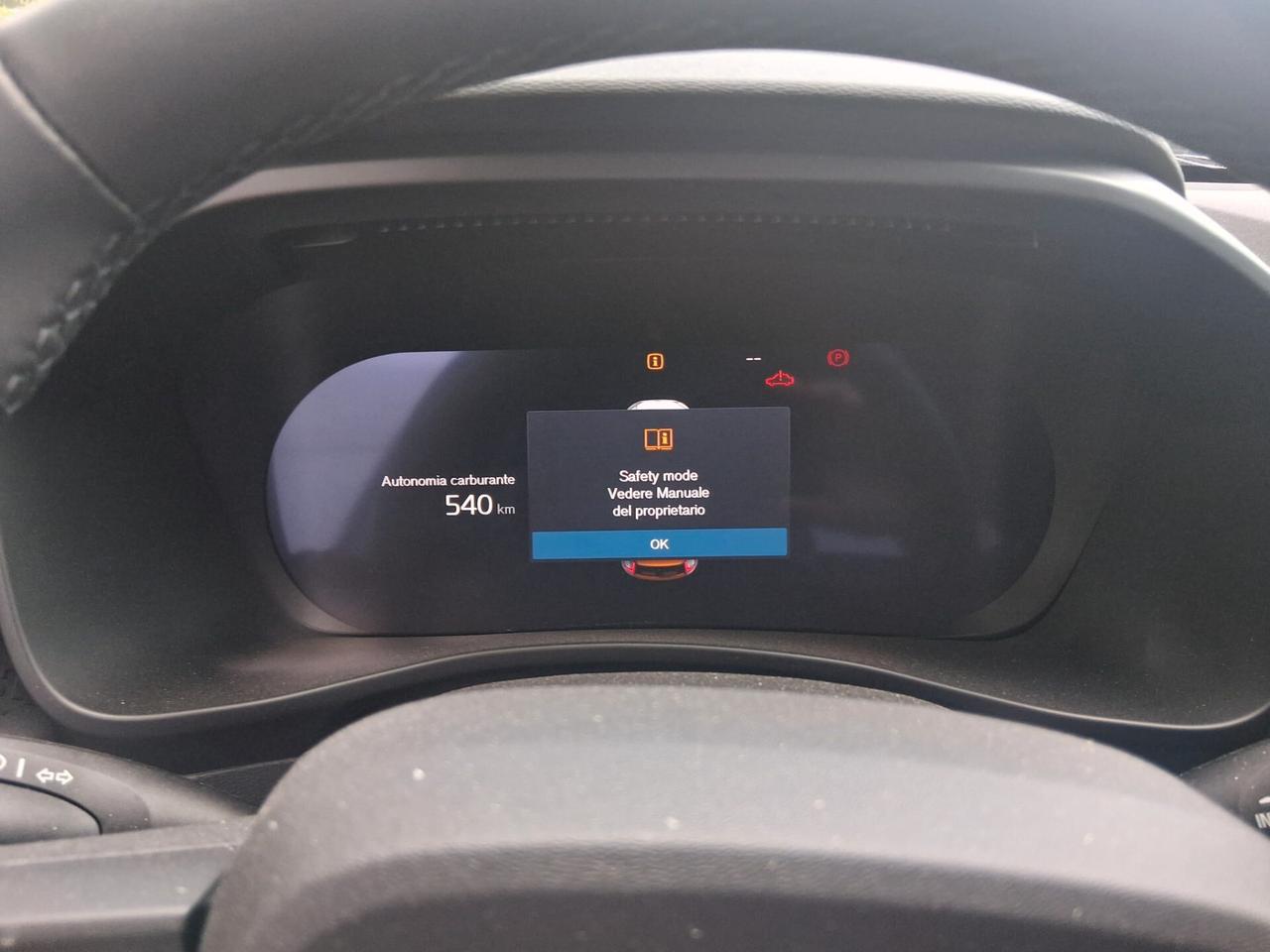 Volvo XC40 B3 automatico Core