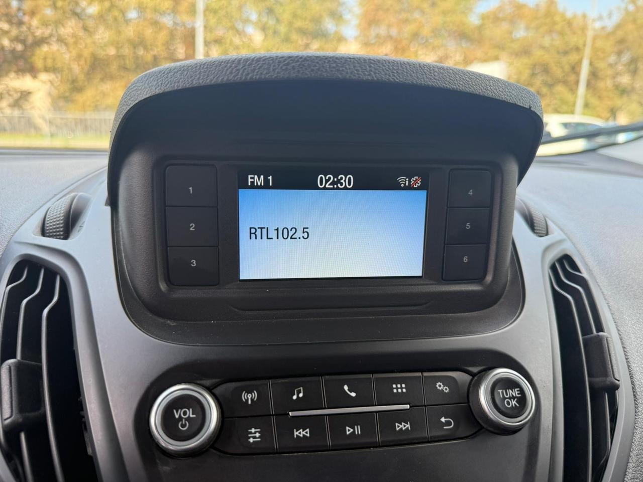Ford Transit Courier 1.5 TDCi 75CV Van Entry