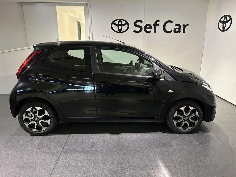 Toyota Aygo Connect 1.0 VVT-i 72 CV 5 porte x-fun X NEOPATENTATI