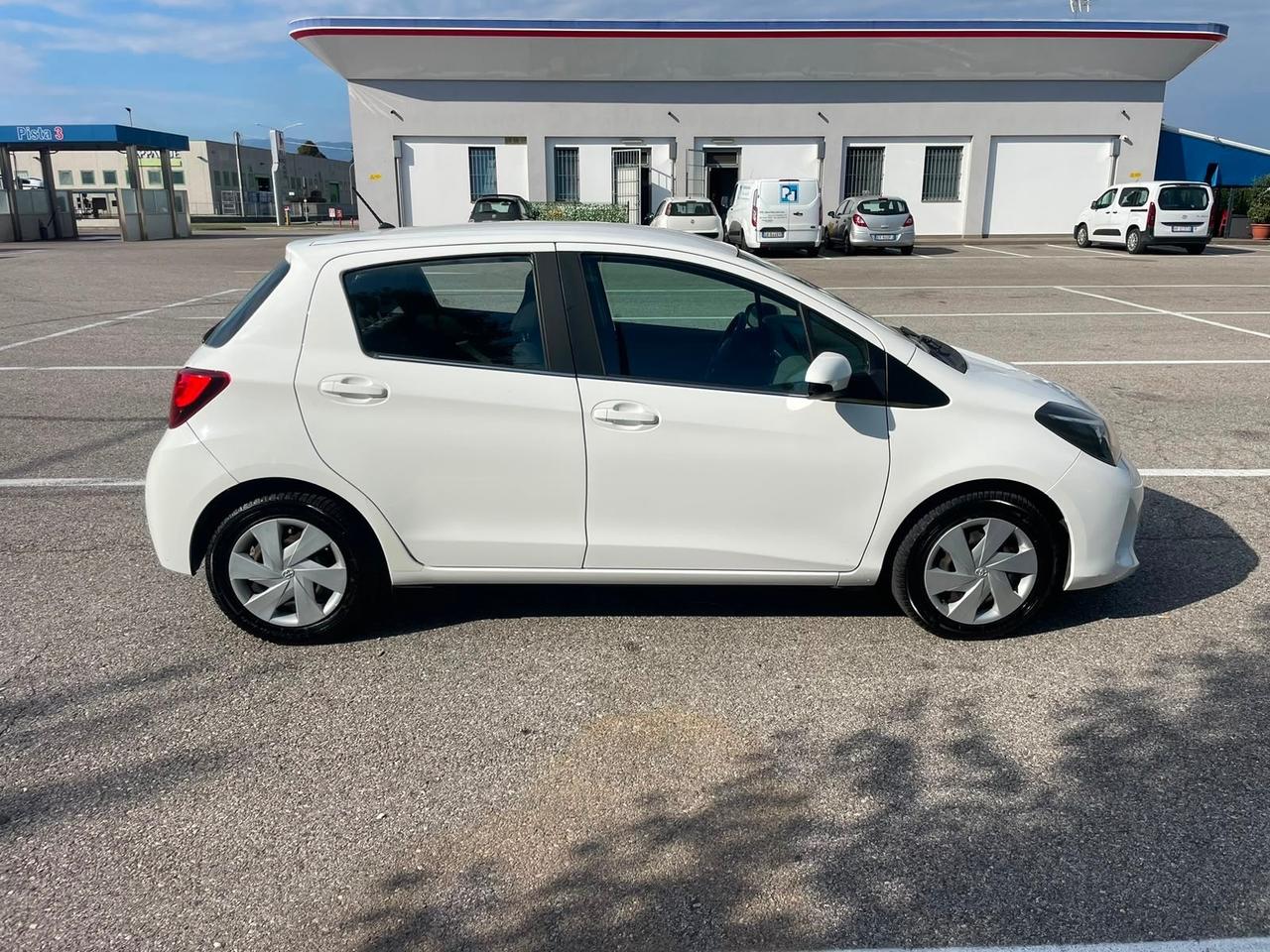 Toyota Yaris 1.4 D-4D 5 porte Lounge
