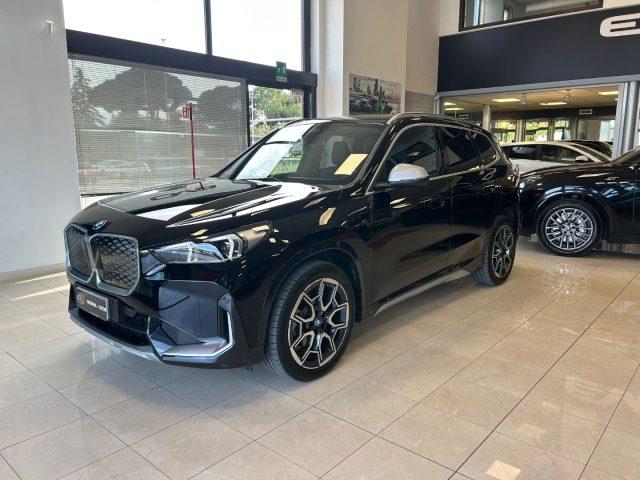 BMW iX1 eDrive 20 xLine- OK NEOPATENTATI